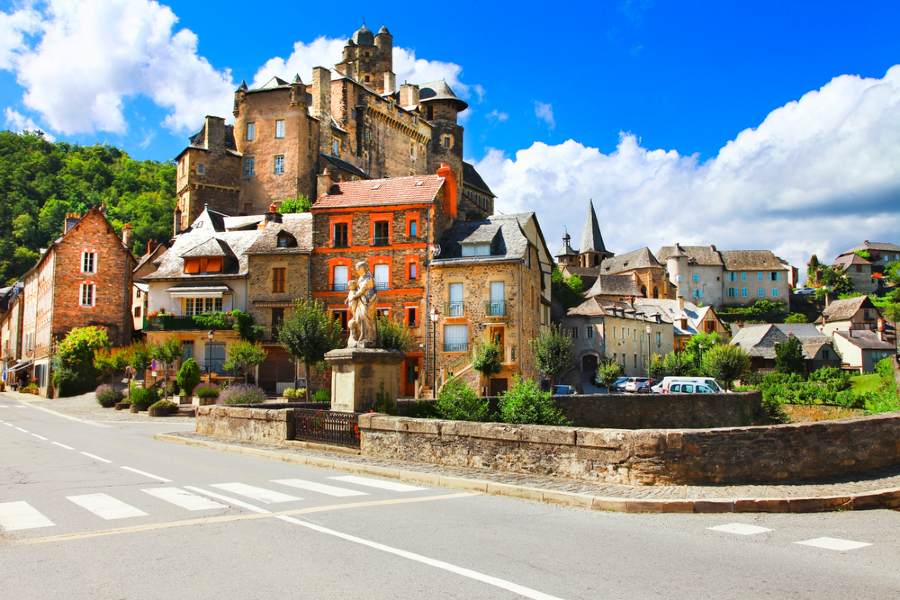 Village de l'Estaing dans l' Aveyron.