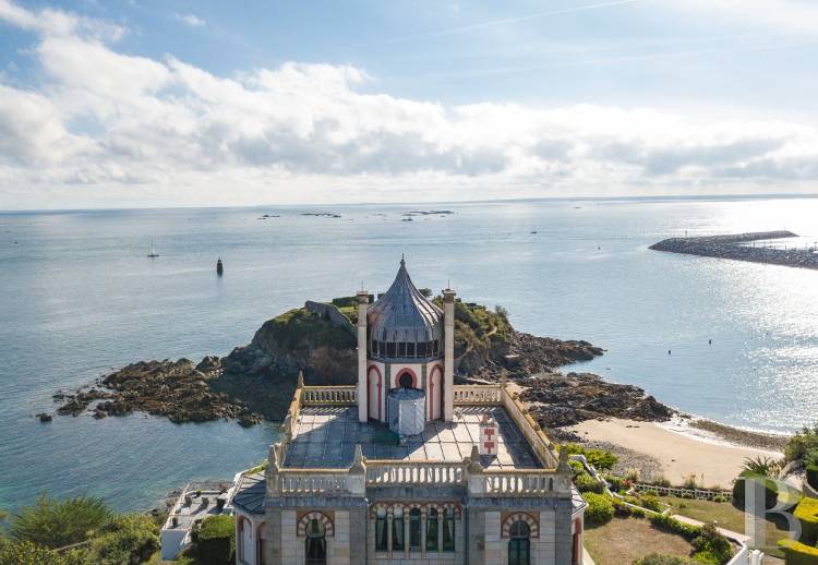 palais marocain vendre en bretagne vue du haut