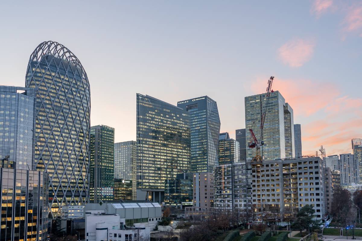 quartier la défense puteaux