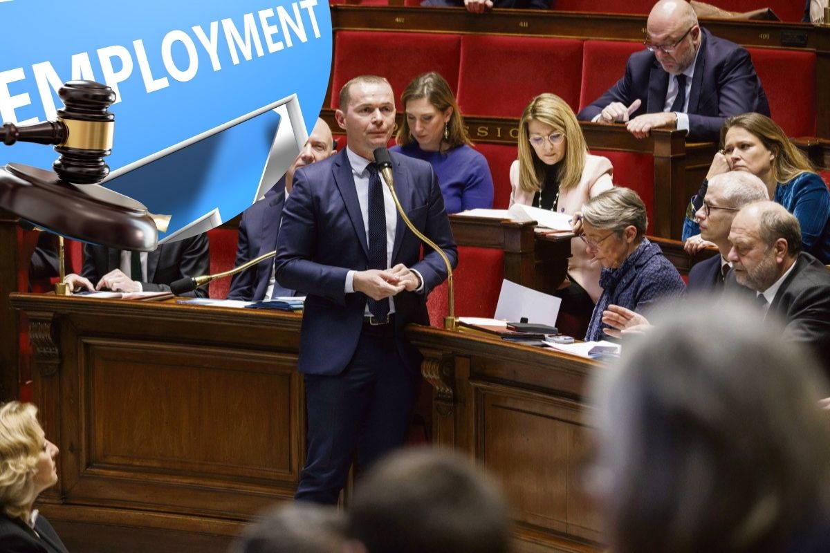 Les débats parlementaires au sujet de l'adoption de la loi sur le plein emploi